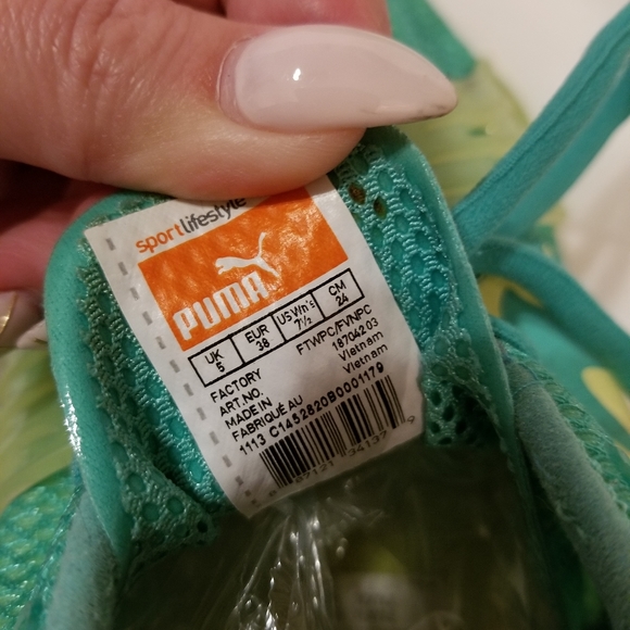 Puma - Picture 2 of 3